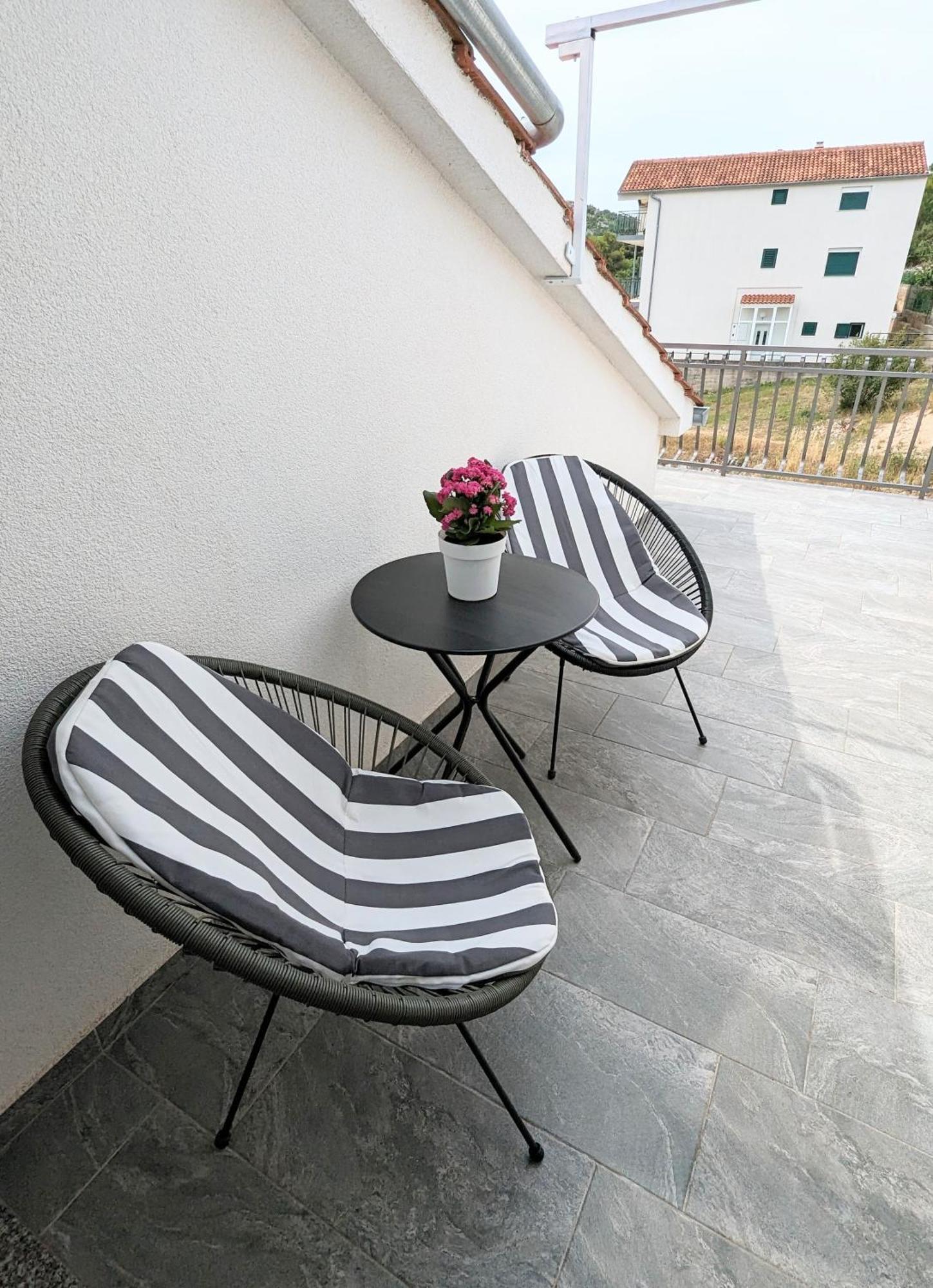 Apartments Tanya Шибеник Екстер'єр фото